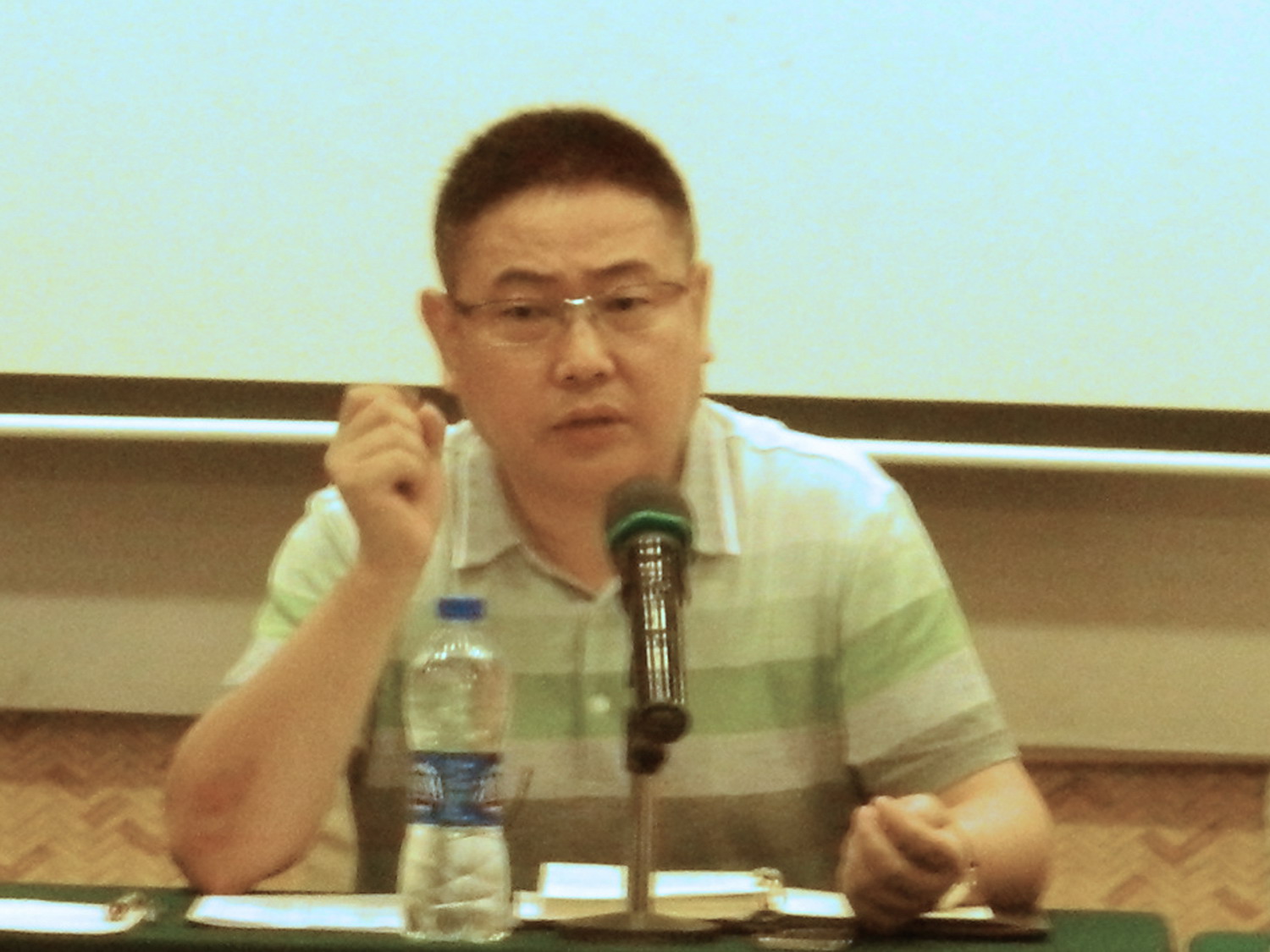 總經(jīng)理文總發(fā)表講話(huà)